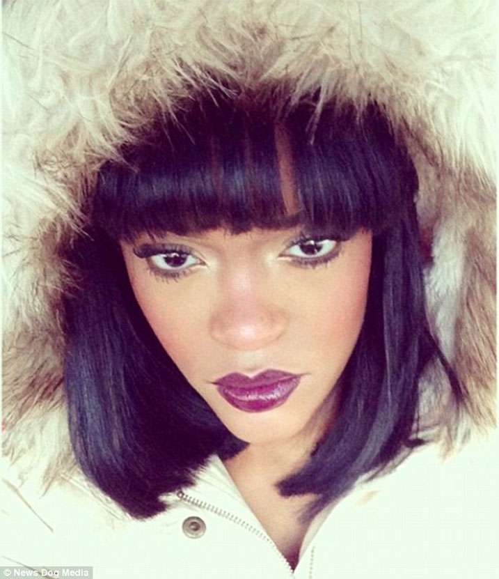 Ku myaka 15 ngo nibwo abantu batangiye kubona ko Lara asa na Rihanna.
