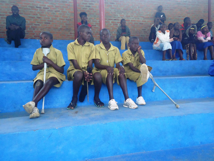 Kuba bafite ubumuga ntibibabuza gusabana n'abatabufite.