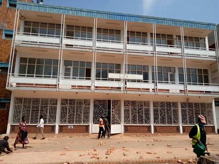 Muri car free zone imihanda ikimara gufungwa benshi mu bahacururizaga barahavuye