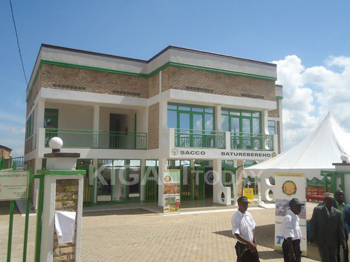 Baribaza impamvu ingingo ya 101 itahinduka ko bongere bitorere Kagame wabagejeje kuri byinshi birimo n