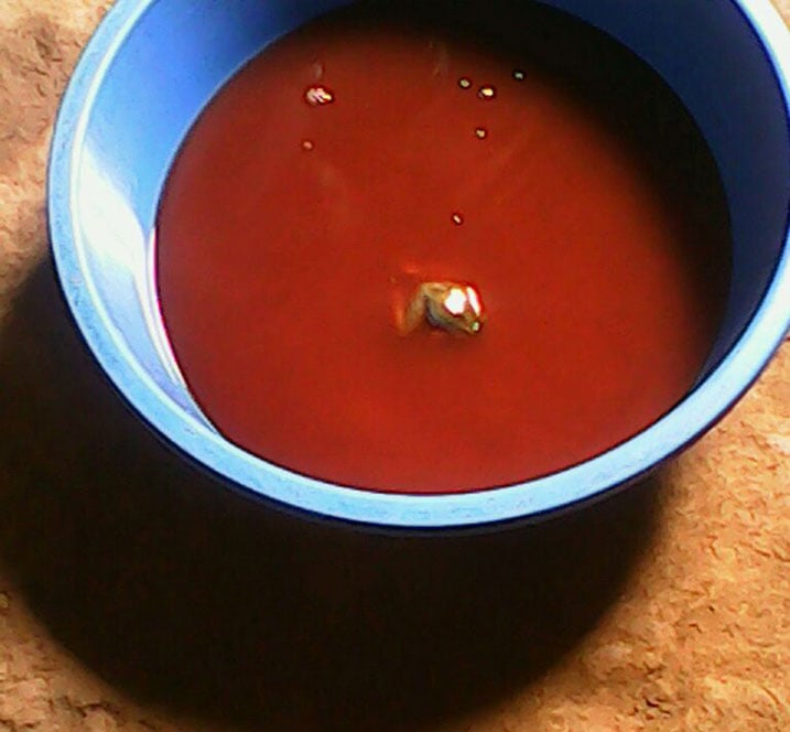 Igikeri Uwanyirigira yavugaga ko yabyaye.