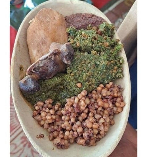 Impungure, imboga zitandukanye, igikoro, iteke ku mbehe