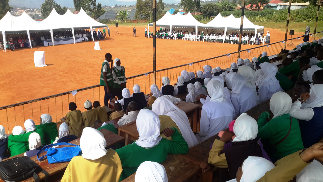  Ishuri rya ESSI Nyamirambo ryibutse ku nshuro ya 24 Jenoside yakorewe abari abarimu, abanyeshuri n'abakozi muri icyo kigo