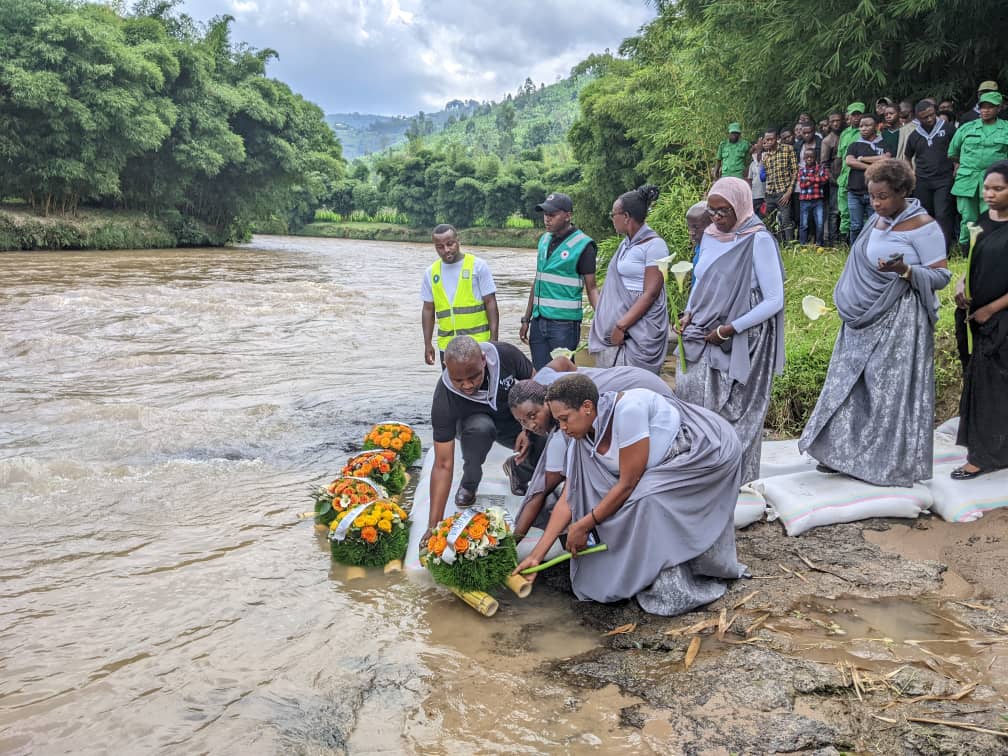 Abafite ababo baroshywe muri Mukungwa bahorana intimba y'uko batabashyinguye mu cyubahiro