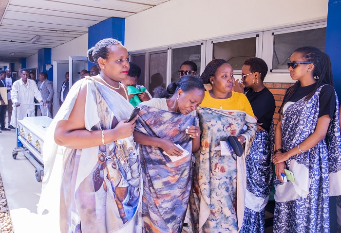 Umugore wa Charles Kwizera yashenguwe n'urupfu rw'umugabo we ariko agerageza kwihangana