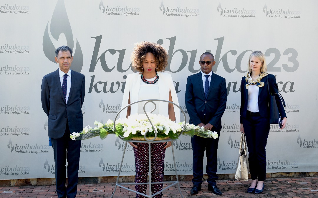 Min Laura Flessel yunamiye imibiri y