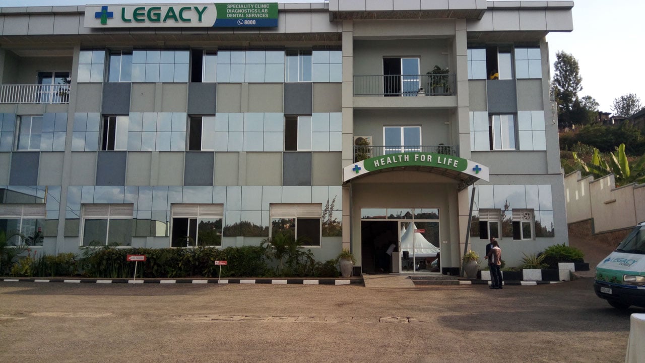 Legacy Clinic iherereye ahazwi nko kuri 15 ku muhanda ugana i Kabuga mu Mujyi wa Kigali