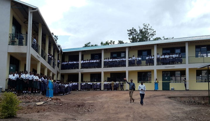 Leta ifite gahunda yo kubaka amashuri agerekeranye mu rwego rwo gufata neza ubutaka.