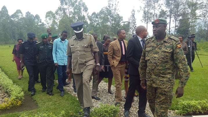 Lt Col Juddy Rukubya wo mu ngabo za Uganda, avuga ko ibibazo abasiviri bakunze guhura nabyo mu bice birimo intambara ari byinshi kandi inshingano zabo zikaba ari ukurinda abasivili.