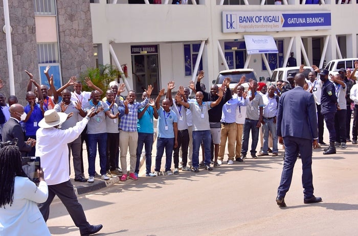 Perezida Museveni yageze mu Rwanda yitabiriye CHOGM - Kigali Today