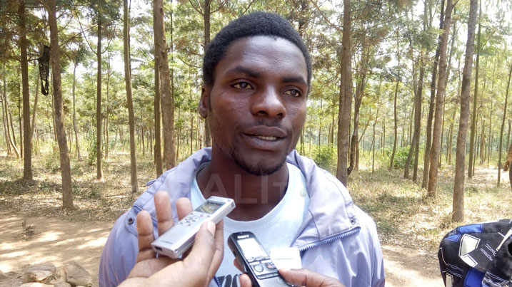 Maboneza ni umwe mu bamaze kwiyubakira inzu nyuma y'aho atangiriye ubucukuzi.