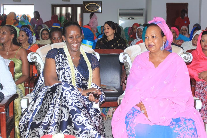 Madame Jeannette Kagame na mugenzi we Kadra Mahamoud Haid.