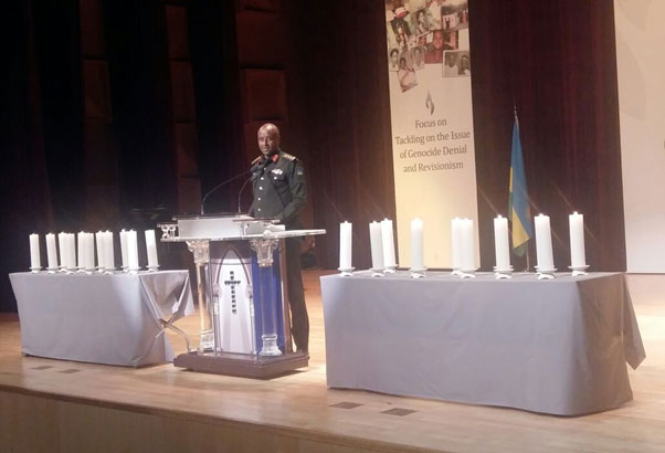 Maj Gen Jean Bosco Kazura yavuze ko amahanga akwiye gusenyera umugozi umwe mu kurwanya Ingengabitekerezo ya Jenoside