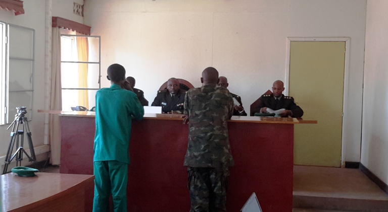 Maj Dr Aimable Rugomwa na mukuru we uregwa ubufatanyacyaha mu kwica umwana witwa Mbarushimana Theogene