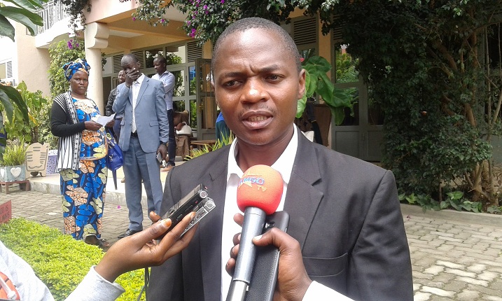 Manirafasha Jean Claude umuturage wo mu karere ka Nyamasheke wakuye abana mu gihugu cya Uganda aho bigaga abazana muri Wisdom School