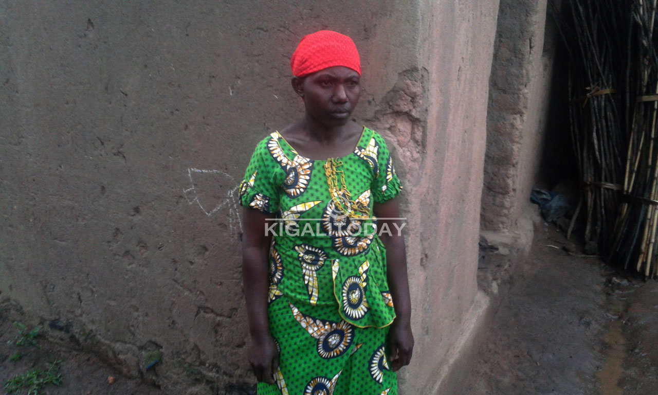 Uyu mubyeyi we akeneye ubufasha 