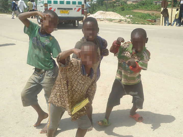 Abana bava mu miryango bakajya kwishakira ubuzima bakomeje kwiyongera mu Karere ka Ruhango.