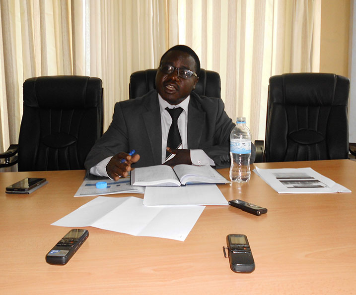 Habitegeko avuga ko itangazamakuru ari umuyoboro uhuza ubuyobozi n