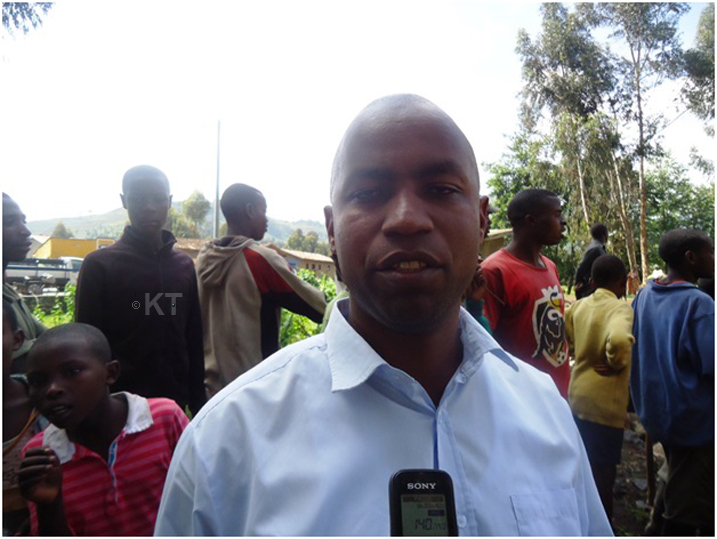 Mayor w'Akarere ka Nyabihu Twahirwa Abdoulatif yashishikarije abaturage kwirinda kunywa no gucuruza ibiyobyabwenge