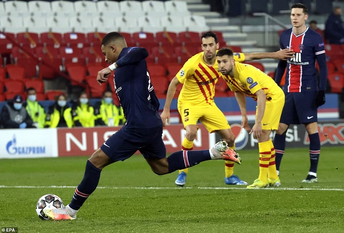 Penaliti ya Mbappe yabaye igitego cya kane atsinze FC Barcelone mu mikino ibiri 