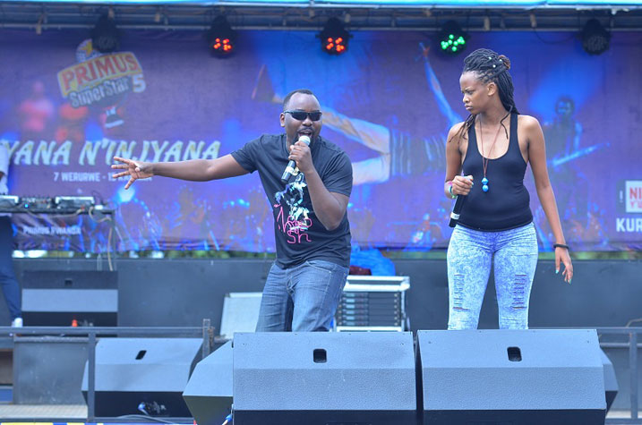 Mc Tino na Anita Pendo bashyushya urugamba mu bitaramo bya PGGSS.