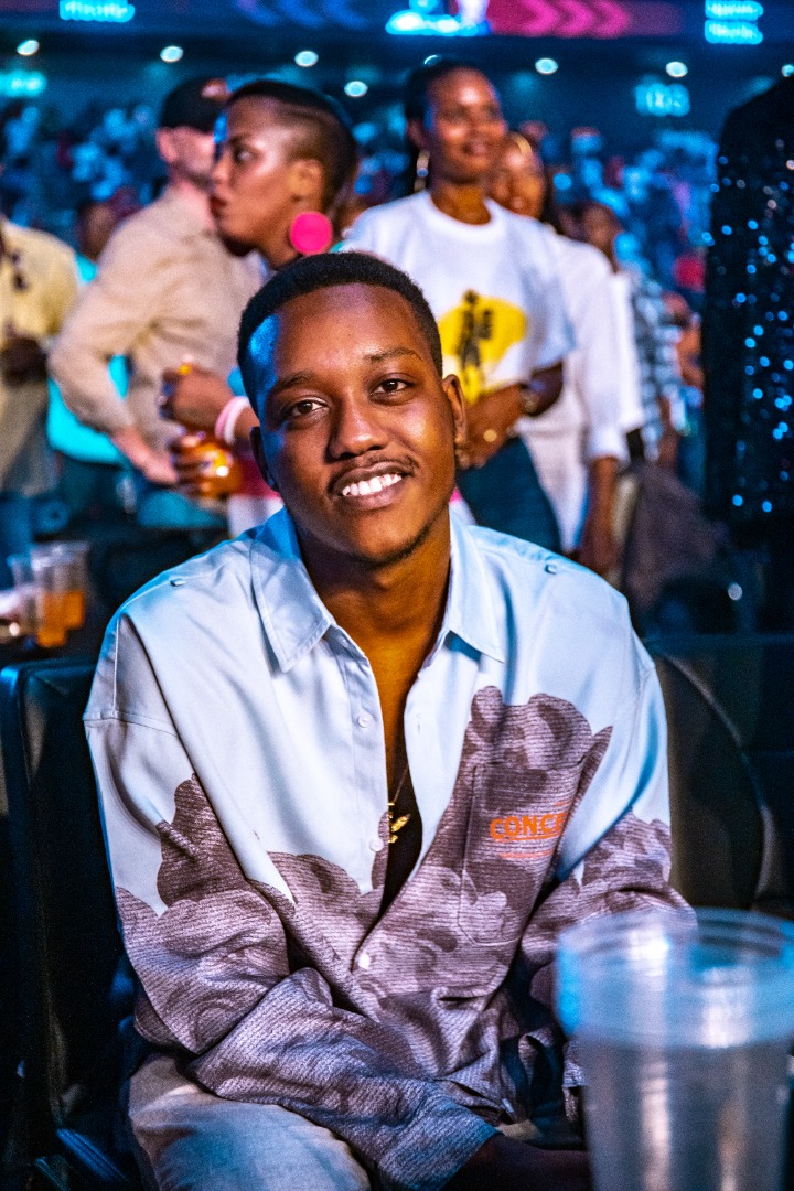 Producer Element Eleeh utunganya imiziki wanakoreye Bruce Melodie zimwe mu ndirimbo ze zikunzwe muri iyi minsi