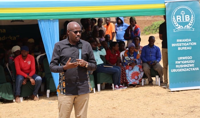 Meya Gasana yasabye abaturage gutanga amakuru ku mparata kugira ngo zigororwe