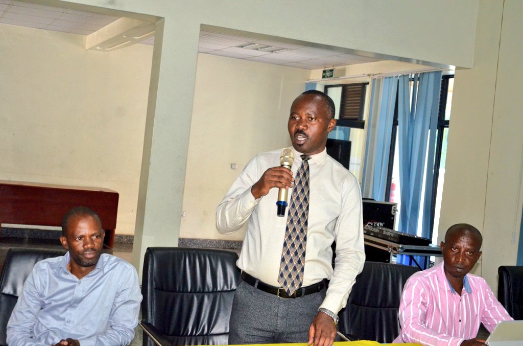 Meya Mulindwa yabwiye abaturage ko ikitari isuku kiba ari umwanda