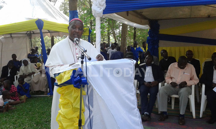 Mgr Antoine Kambanda yasabye abarezi n