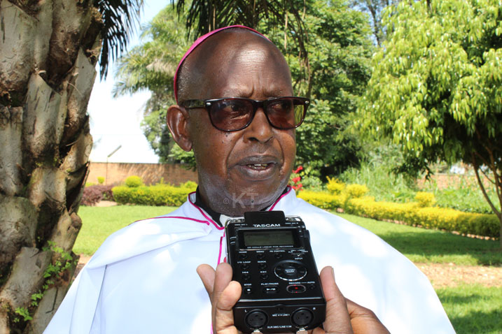 Mgr Servilien Nzakamwita asaba urubyiruko kwiyama abarushora mu bikorwa bihungabanya amahoro.