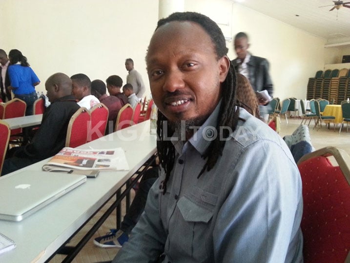 Might Popo avuga ko kwibanda ku bihangano bifite umwimerere nyarwanda ari byo bizateza imbere ubuhanzi nyarwanda.