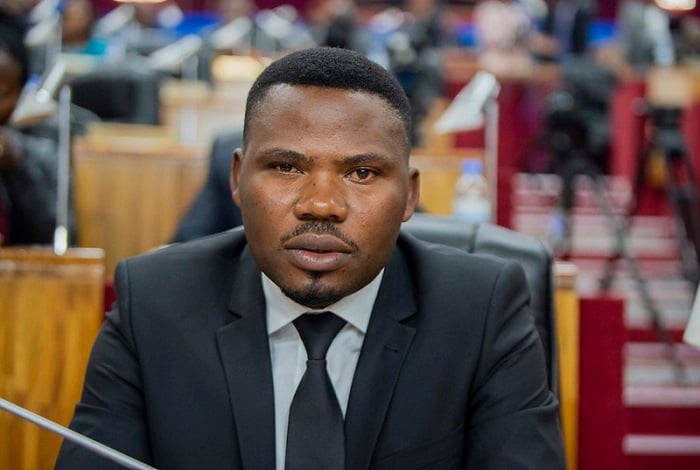 Minisitiri Bamporiki asaba ababyeyi gutoza abana gukundana no gukunda igihugu