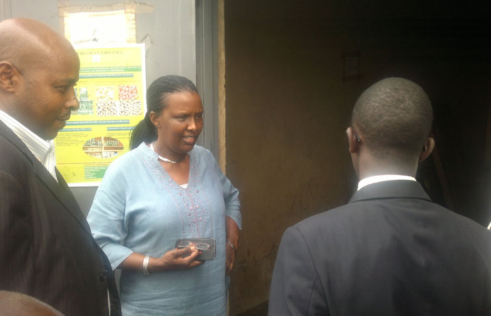 Minisitiri Ambasaderi Rugwabiza avuga ko gasutamo imwe ku mupaka wa Cyanika izatangira gukora bitarenze icyumweru kimwe.