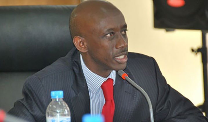 Minisitiri Kaboneka avuga ko abashaka ko Perezida Kagame yiyamamariza manda ya gatatu bakwiye kugaragaza icyo bazamufasha.