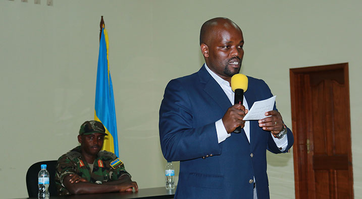 Minisitiri Nsengimana yasabye urubyiruko kubyaza umusaruro amahirwe arukikije.
