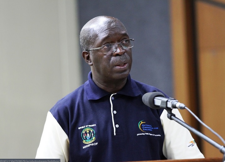 Minisitiri w'intebe, Anastase Murekezi yasabye ababyeyi kwibuka inshingano zabo.