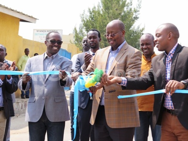 Minisitiri Musoni afungura ku mugaragaro imihanda yo mu karere ka Nyanza.