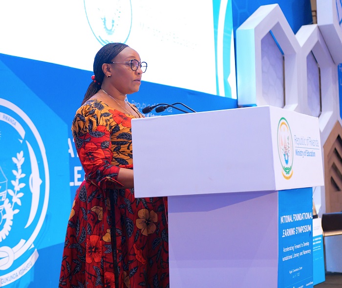 Minisitiri w'Uburezi Dr. Valentine Uwamariya ati kuzamura imishahara byatumye ireme ry'uburezi rikomeza gutera imbere 