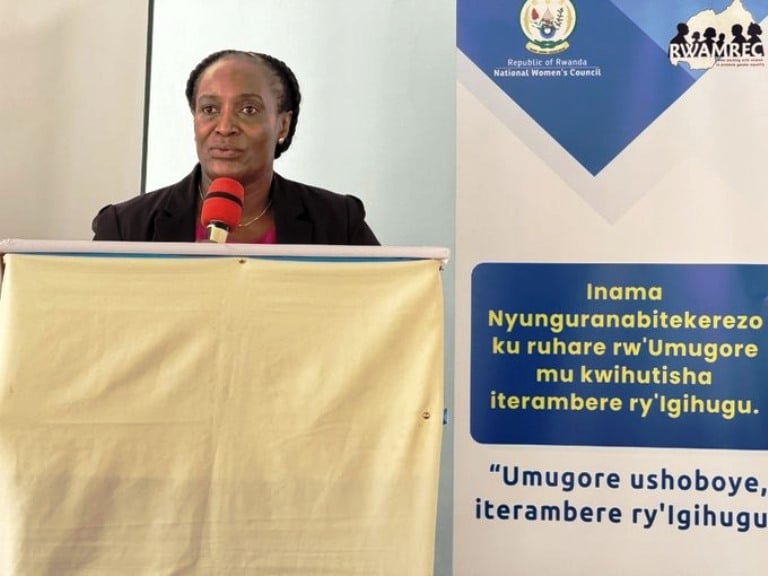 Minisitiri w'Uburinganire n'Iterambere ry'Umuryango asaba abahagarariye Inama y'Igihugu y'Abagore kugira uruhare mu kurwanya ubuzererezi bw'abana n'urubyiruko
