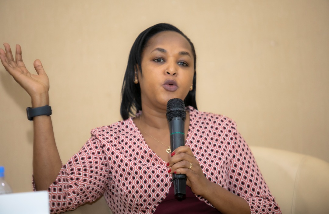 Minisitiri Rosemary Mbabazi na we yaganirije urubyiruko