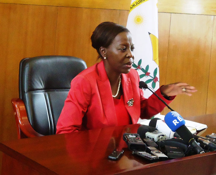 Ministiri w'ububanyi n'amahanga akaba n'umuvugizi wa Leta, Louise Mushikiwabo, mu kiganiro n'abanyamakuru.
