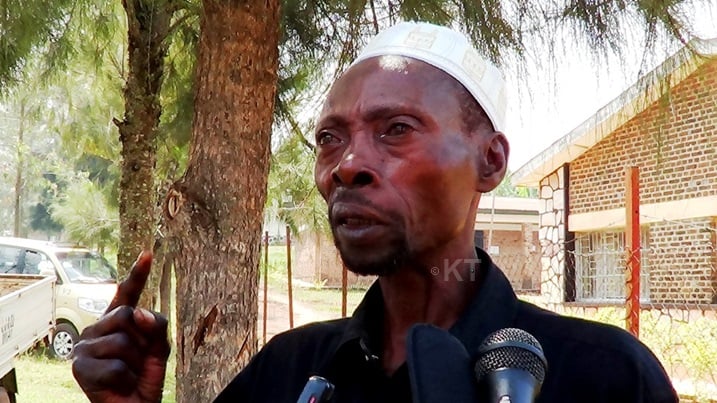 Mpozenzi wari Konseye yambuye imbunda eshatu abacengezi na gerenade eshanu ku bw