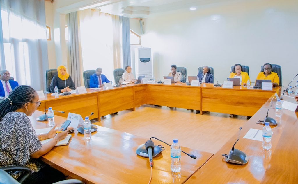 Abadepite bagaragaje impungenge ku bava mu bigo ngororamuco bakabisubiramo