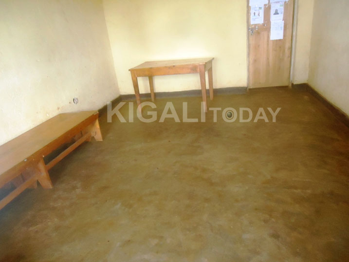 Mu Kagari ka Burunga hateguwe aho gushyira Televiziyo ariko ntiyigeze ihashyirwa.