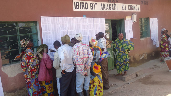 Abaturage bireba ku malisiti ngo barebe ibyiciro by