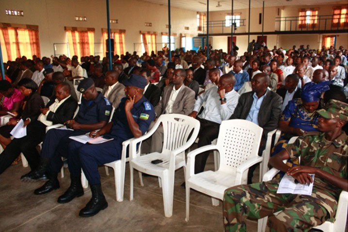 Mu mwaka wa 2012 Ruboneza yari yijeje abaturage n'abayobozi ko batazasubira inyuma mu mihigo.