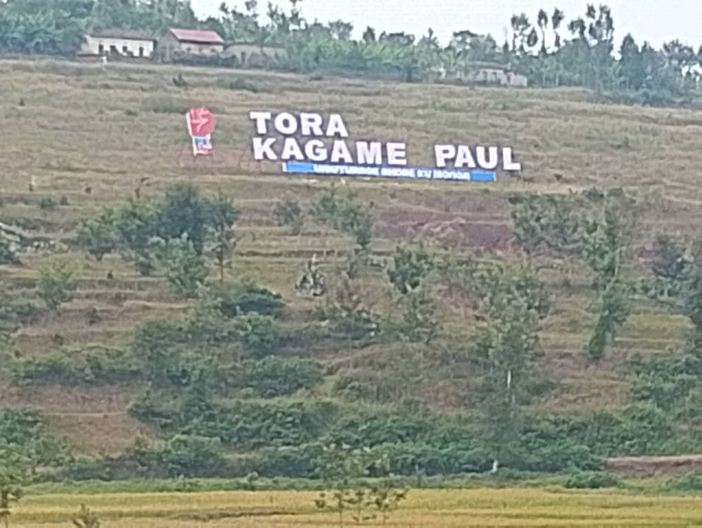 Mu Murenge wa Shyogwe ahari ikibanza kizubakwamo Hoteli y'inyenyeri eshanu abaturage bifuza kuhahinga nk'uko byagenze ubushize