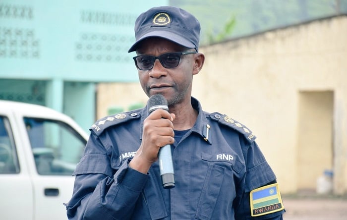 CSP Francis Muheto, yasabye abaturage guhindura imyitwarire bakarangwa n