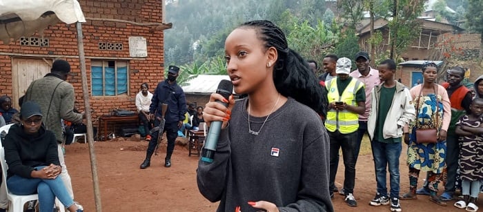 Miss Muheto yasabye abaturage kwitabira gahunda yo kuzigama