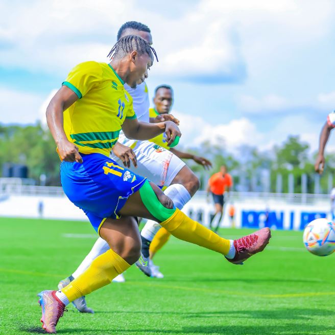 Muhire Kevin yakinnye umukino wa Benin wabereye kuri Kigali Pelé Stadium atemerewe kuwukina kubera amakarita